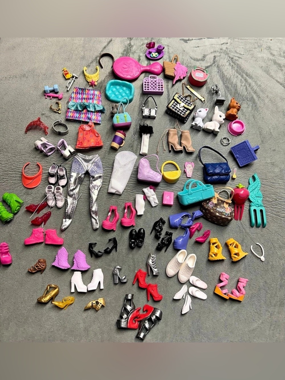 Multicolor Doll Clothing & Accessories Lot